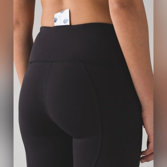 Lululemon Cadence Crusher Tight size 4 in EUC cropped to 22  inseam - Picture 2 of 13